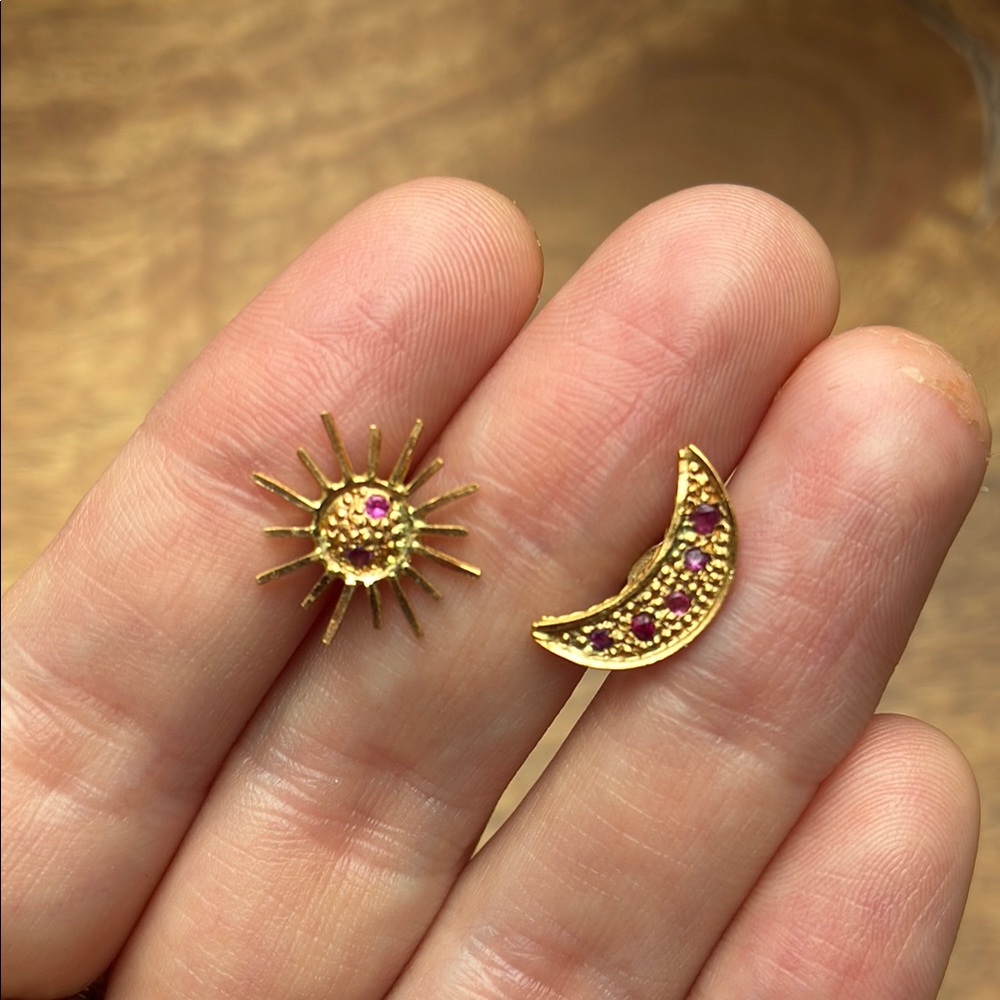 22k & 14k Solid Gold Sun and Moon Ruby Earrings - Picture 3 of 10